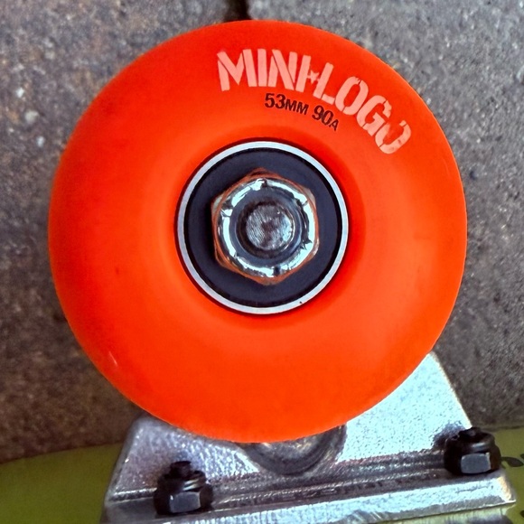 Saucy Lama Complete Custom Skateboard (NEW) 8.0” Stage 11 Independent 139 Trucks - Picture 9 of 11